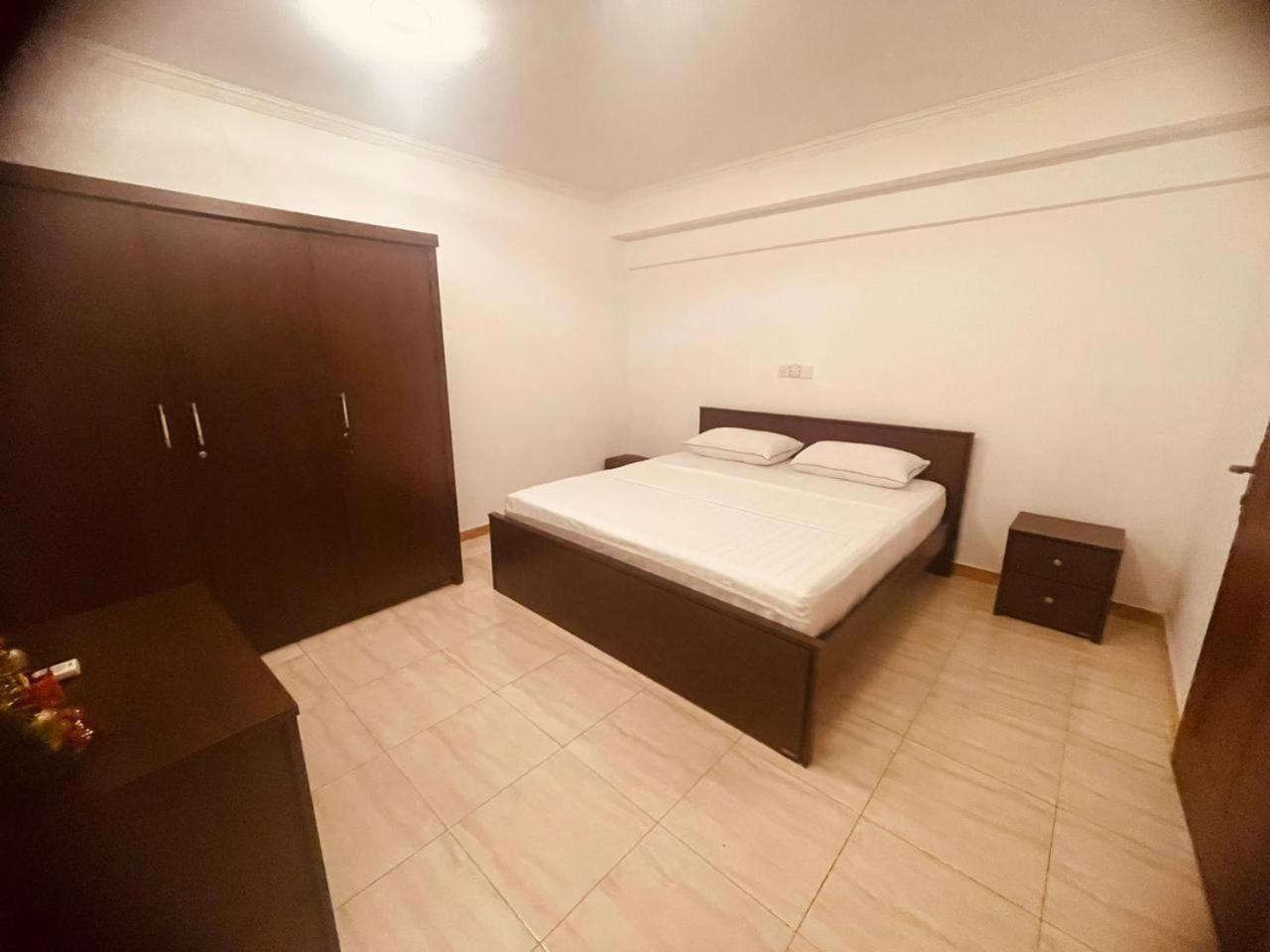 Mila Boutique Airport Hotel Seeduwa Bagian luar foto