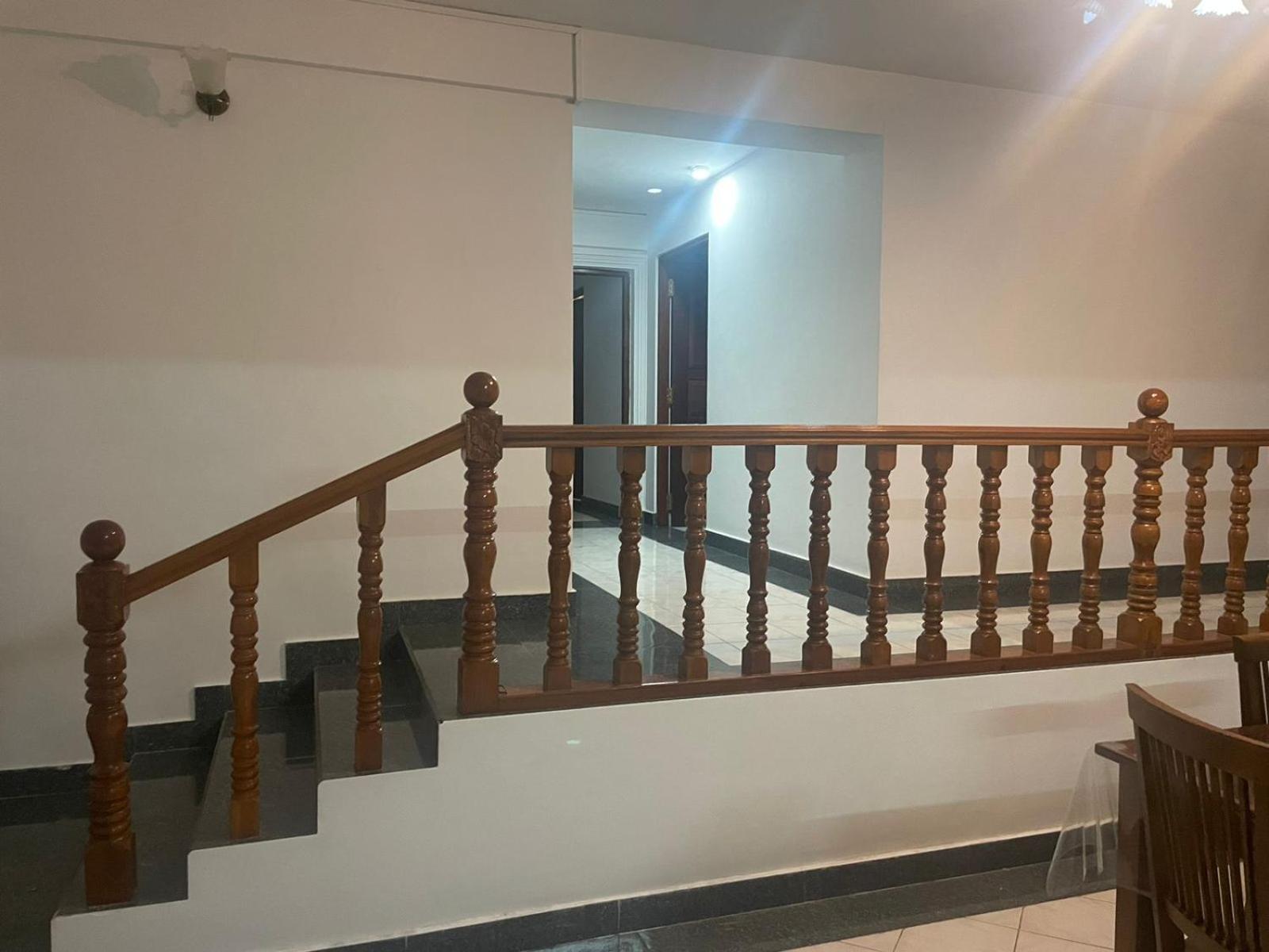 Mila Boutique Airport Hotel Seeduwa Bagian luar foto