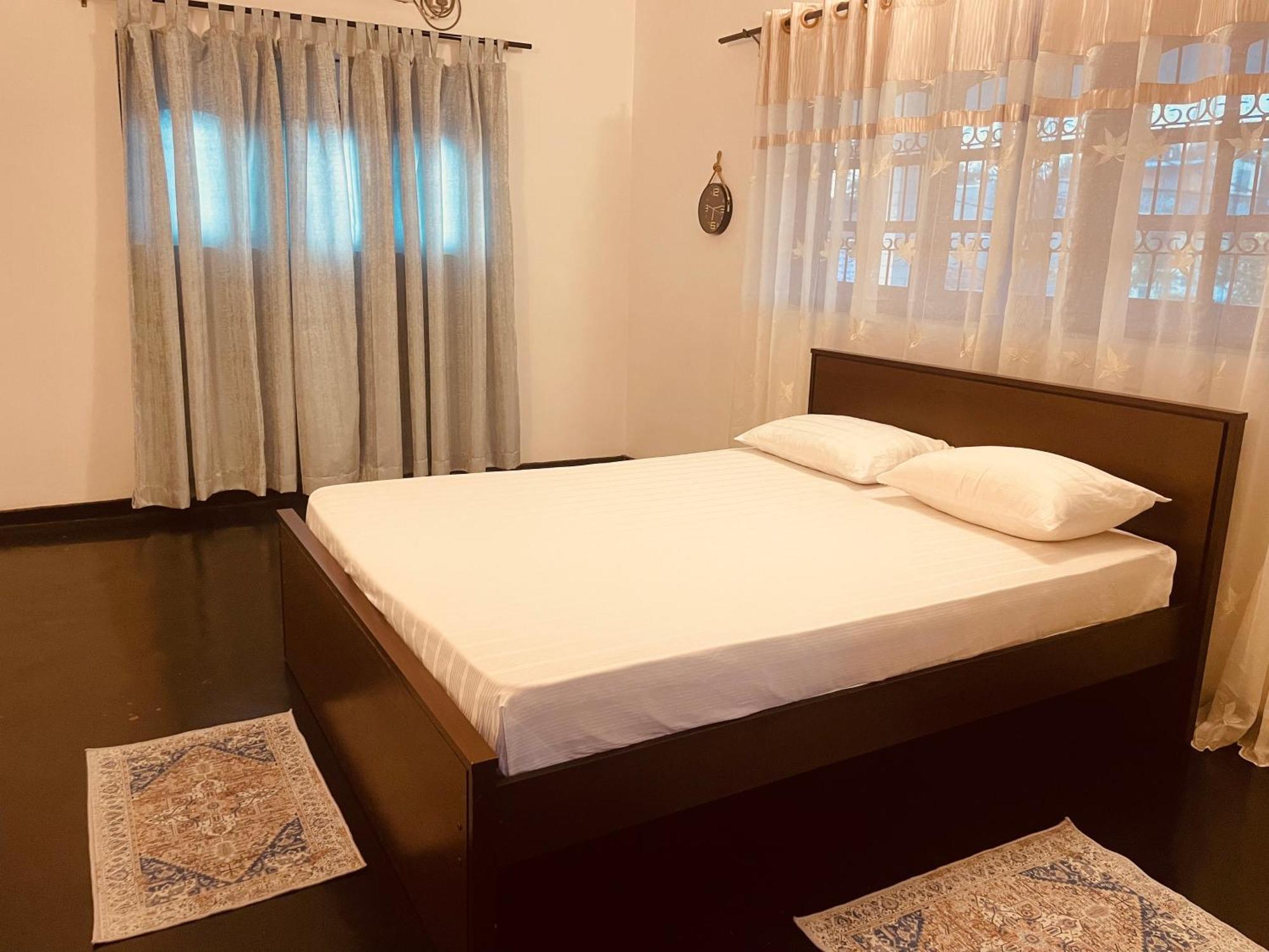 Mila Boutique Airport Hotel Seeduwa Bagian luar foto