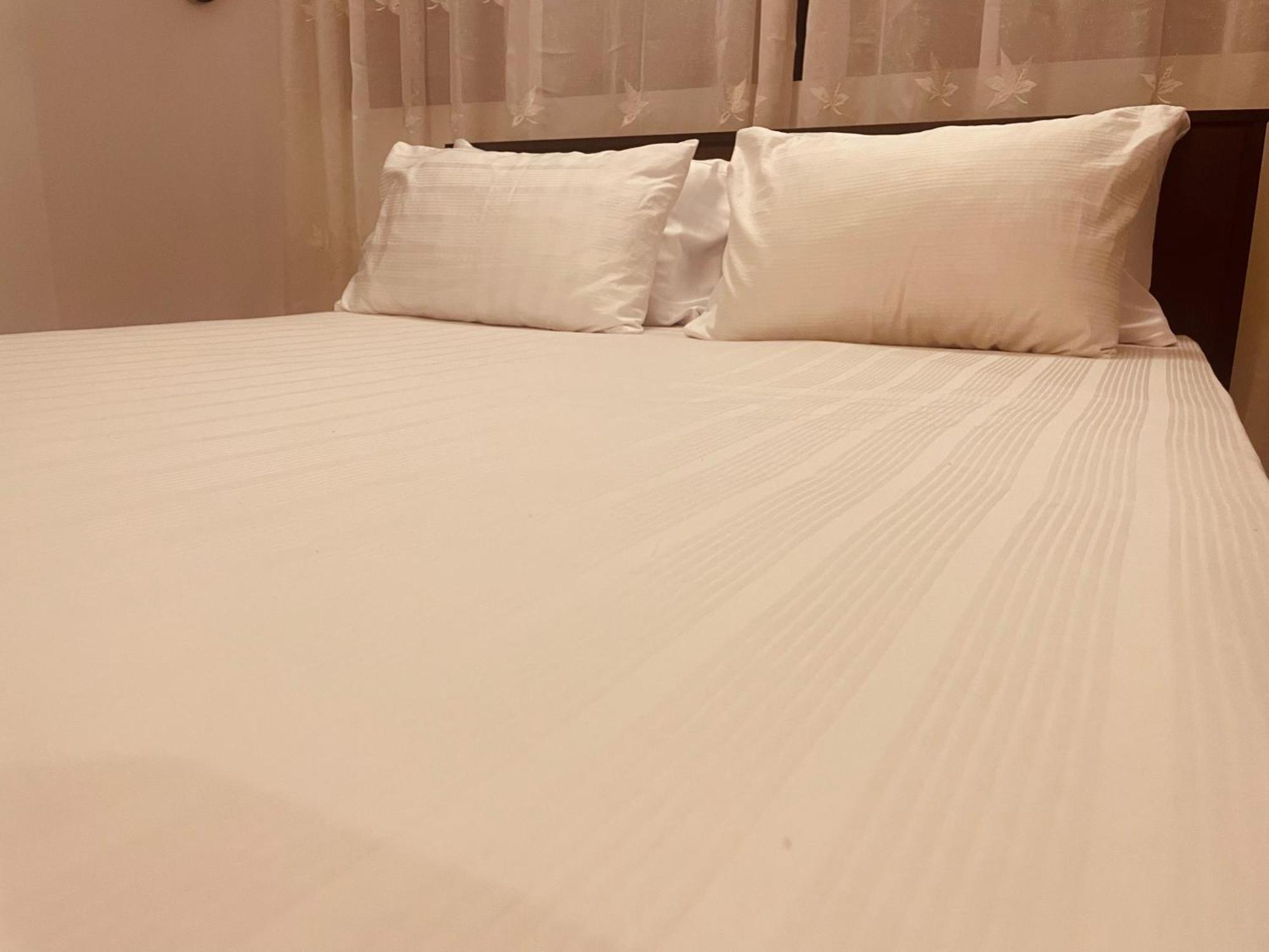 Mila Boutique Airport Hotel Seeduwa Bagian luar foto